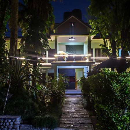 Yeti Guest House Pokhara Exterior foto